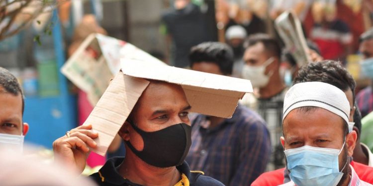 দুই জনের মৃত্যু, শনাক্ত ২১৬