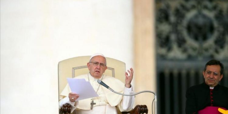 জন্মত্রুটিজনিত গর্ভপাতকে নাৎসিবাদী প্রবণতা আখ্যা দিলেন পোপ