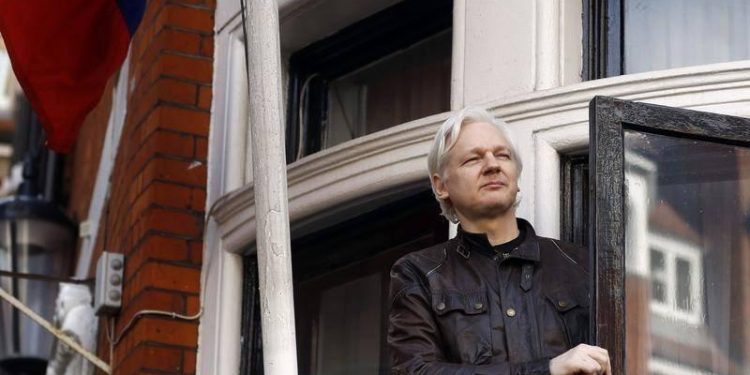 অ্যাসাঞ্জের সঙ্গে দেখা করেছেন অস্ট্রেলীয় কর্মকর্তারা