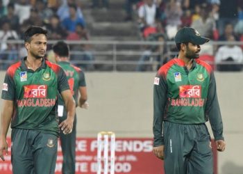 ফিরে গেলেন স্ট্যানিকজাই-নবি