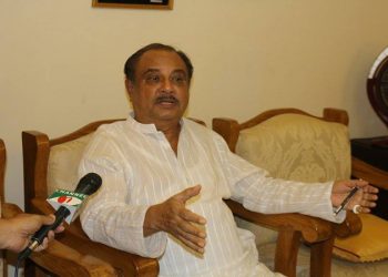 বাজেট বাস্তবায়নযোগ্য নয়: আ স ম রব