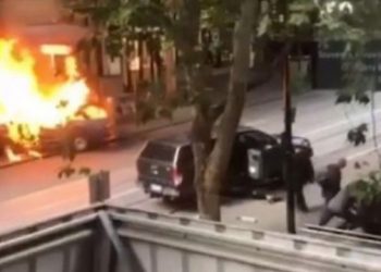 মেলবোর্নে সন্ত্রাসী হামলায় হামলাকারীসহ নিহত ২