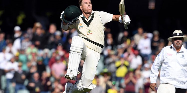 ওয়ার্নারে রেকর্ডের পর ব্যাটিংয়ে দিশেহারা পাকিস্তান