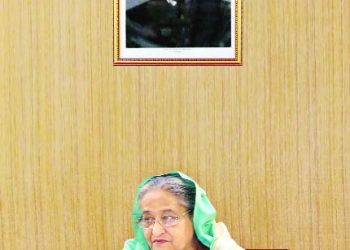 করোনা ভাইরাস :চীন থেকে কেউ দেশে ফিরতে চাইলে সরকার নিয়ে আসবে