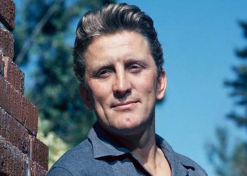 অভিনেতা কার্ক ডগলাস আর নেই