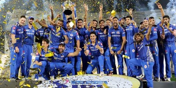 করোনার কারণে পিছিয়ে গেল আইপিএল