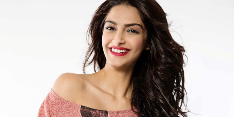 সোনম কাপুরের ‘কোয়ারেন্টাইন বিলাস’