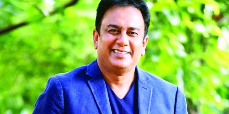 বিরতির পর পরিচালনায় জাহিদ হাসান
