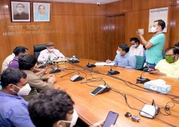 শেখ হাসিনাকে গ্রেফতার করে এই দিন গণতন্ত্রকেই বন্দি করা হয়েছিল: তথ্যমন্ত্রী