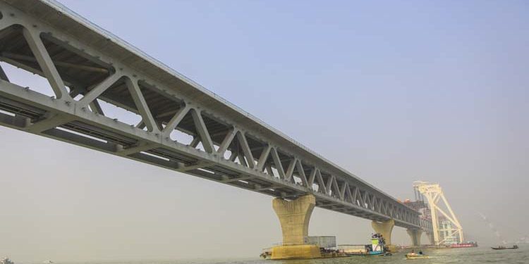 পদ্মা সেতু প্রকল্পে ব্যয় বেড়েছে তিন গুণ