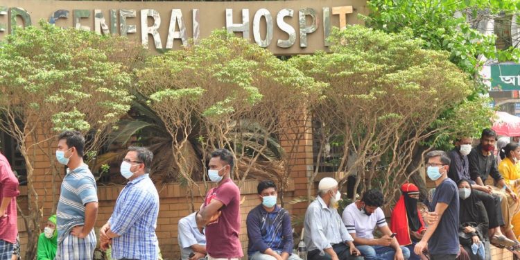 করোনায় একজনের মৃত্যু, শনাক্ত ২১৪