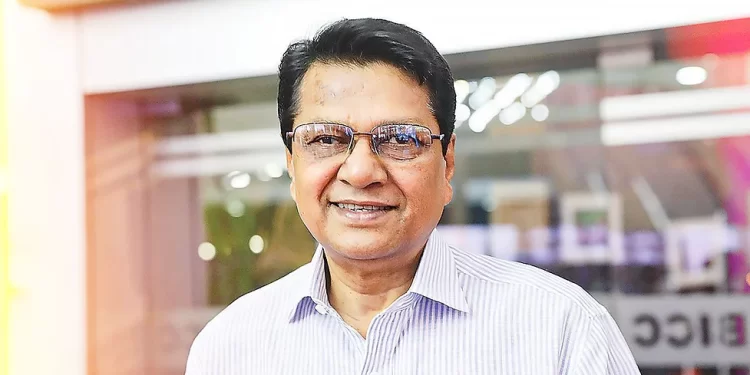 এখনো সু-অভিনেতা হতে পারিনি: আলমগীর