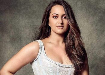 বাগদানের গুঞ্জন, মুখ খুললেন সোনাক্ষী