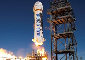 জেফ বেজোসের রকেটে বিস্ফোরণ