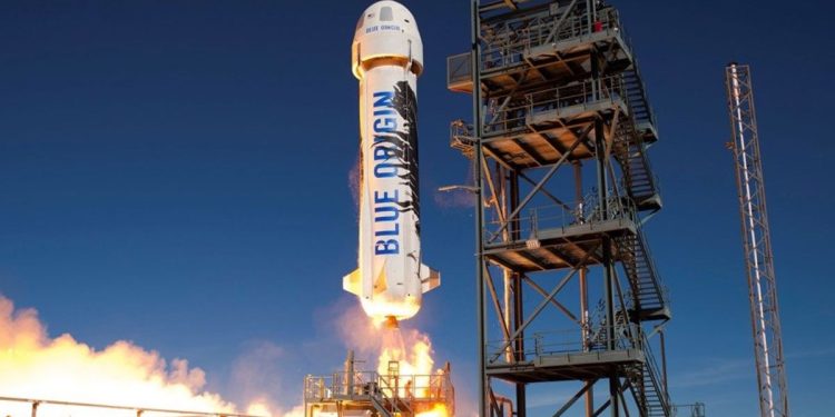 জেফ বেজোসের রকেটে বিস্ফোরণ