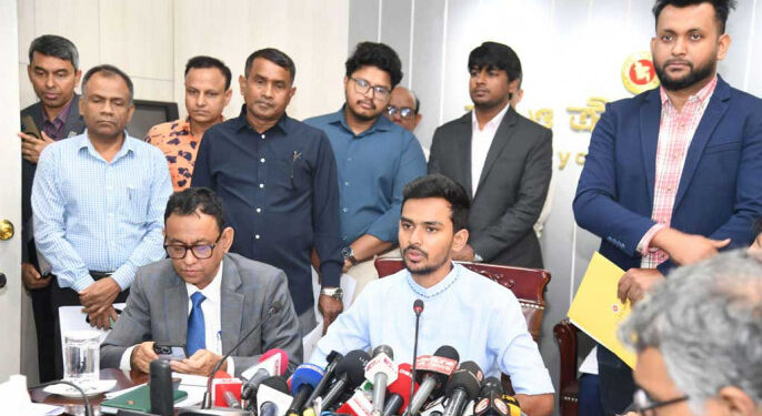 জোড়াতালি দিয়ে চলছে বিসিবিঃ ক্রীড়া উপদেষ্টা