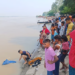 মায়ের সামনে যমুনার স্রোতে ভেসে গেল স্কুলছাত্র