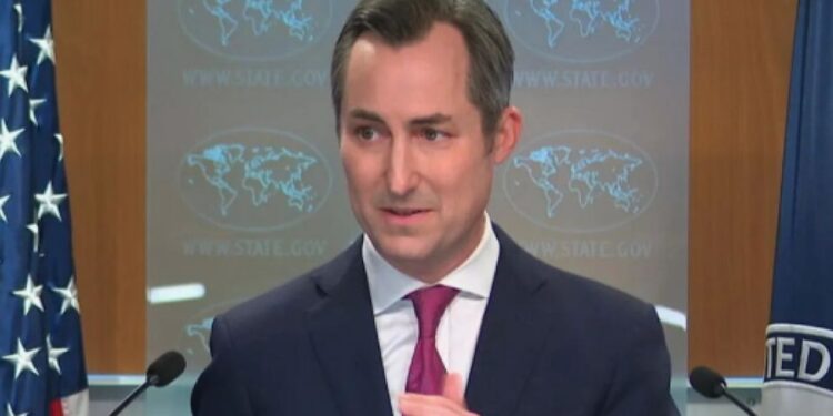 উত্তাল পাকিস্তান, শান্ত থাকার আহ্বান যুক্তরাষ্ট্রের