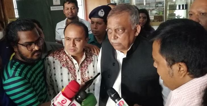 বাবুল আক্তারকে ‘চতুর’ বললেন স্বরাষ্ট্রমন্ত্রী