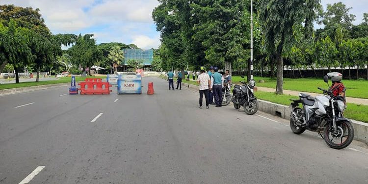 ১০ আগস্ট পর্যন্ত বিধিনিষেধ বাড়িয়ে প্রজ্ঞাপন জারি