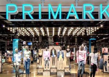 বাংলাদেশের পোশাক আমদানি বাড়াতে চায় প্রাইমার্ক