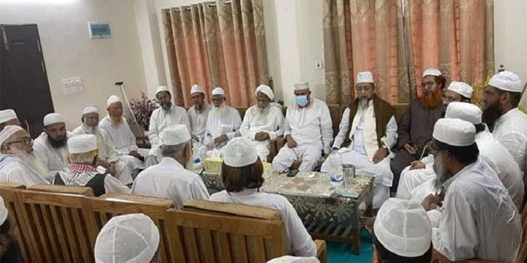 ‘মাদ্রাসার এতিম ছাত্রদের দেখিয়ে বিপুল অর্থের মালিক হয়েছেন হেফাজত নেতারা’